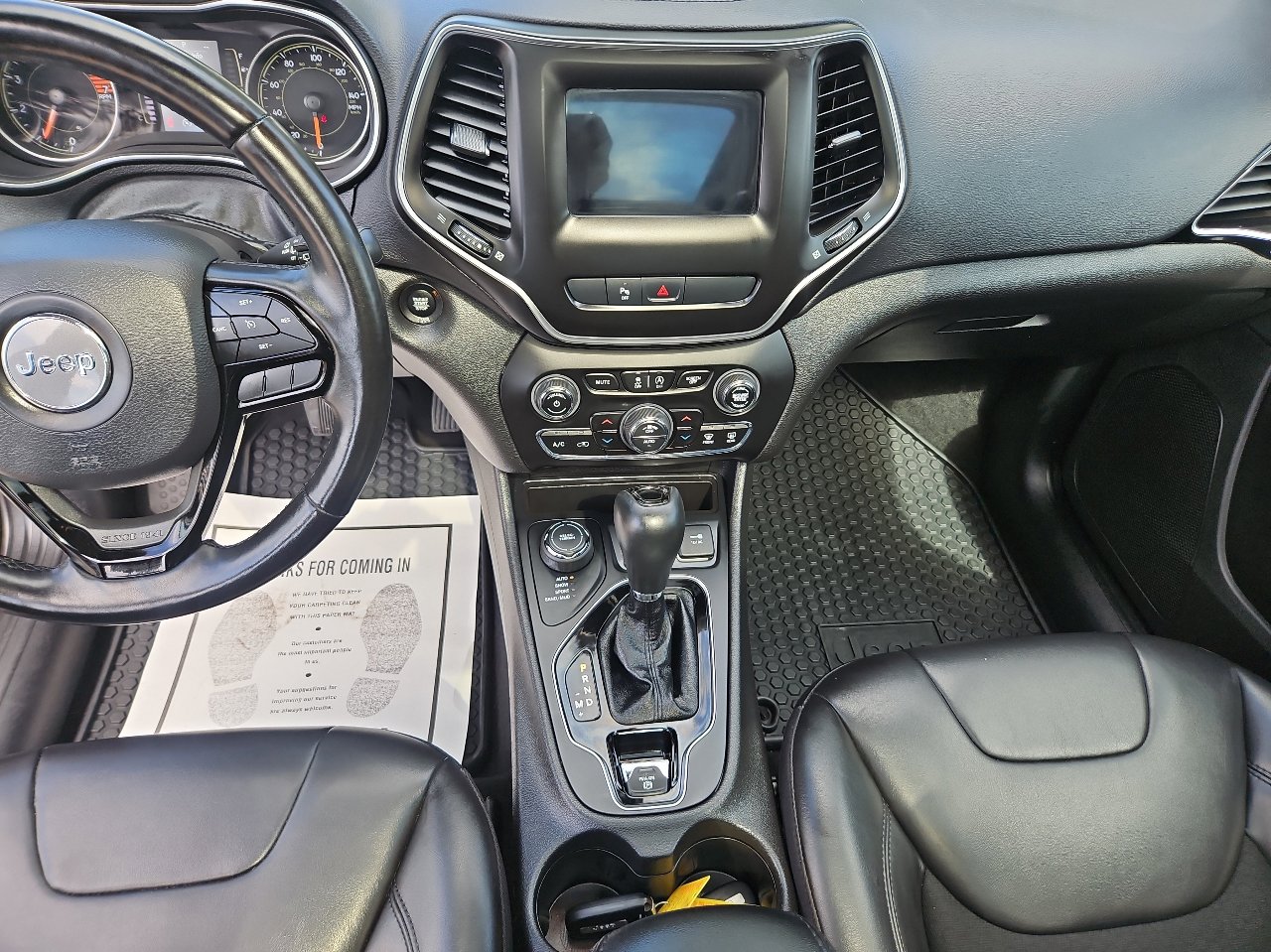 Used 2020 Jeep Cherokee Latitude Plus image 27