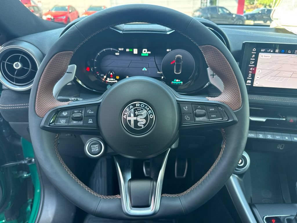 New 2025 Alfa Romeo Tonale AWD/4WD image 35