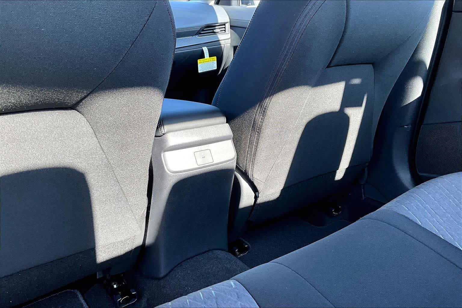 New 2026 Nissan Sentra SV w/ SV Convenience Package FWD image 20
