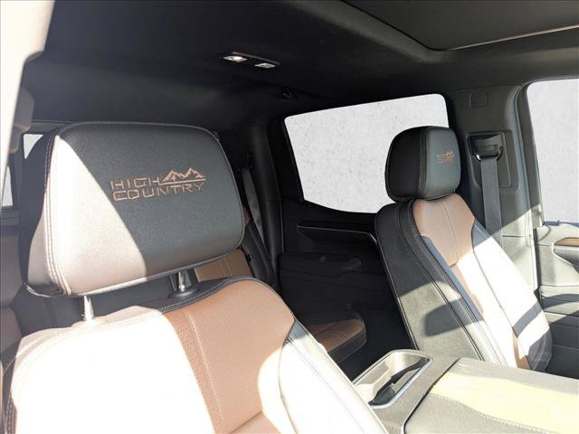 Used 2026 Chevrolet Silverado 1500 High Country w/ High Country Premium Package AWD/4WD image 18