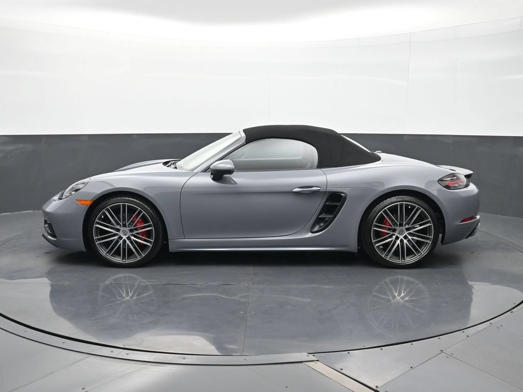 Certified 2025 Porsche 718 Boxster S RWD image 2