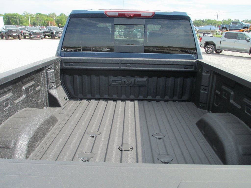 New 2026 GMC Sierra 2500 Denali w/ Denali Reserve Package image 5