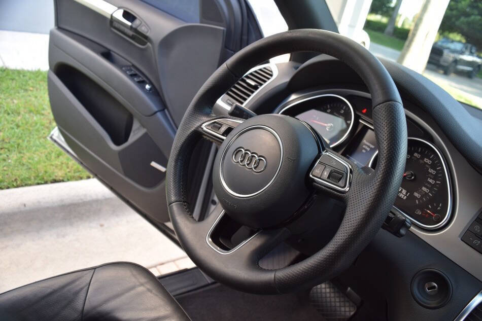 Used 2015 Audi Q7 TDI Prestige w/ Prestige Package AWD/4WD image 70