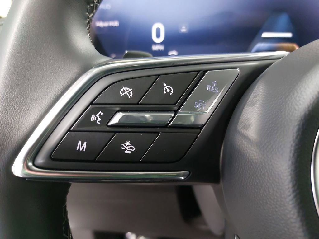 Used 2025 Buick Envision Preferred image 16