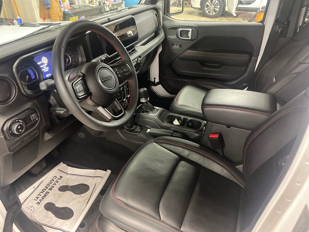 Certified 2024 Jeep Gladiator Rubicon w/ Safety Group AWD/4WD image 14