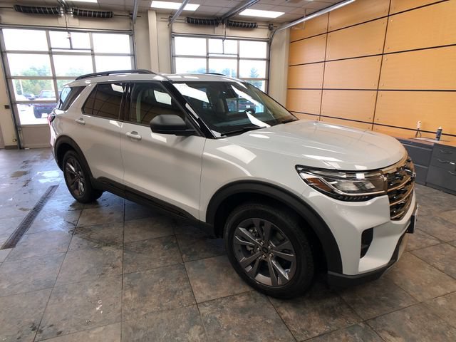 New 2026 Ford Explorer Active w/ Active Comfort Package AWD/4WD 360° Tour