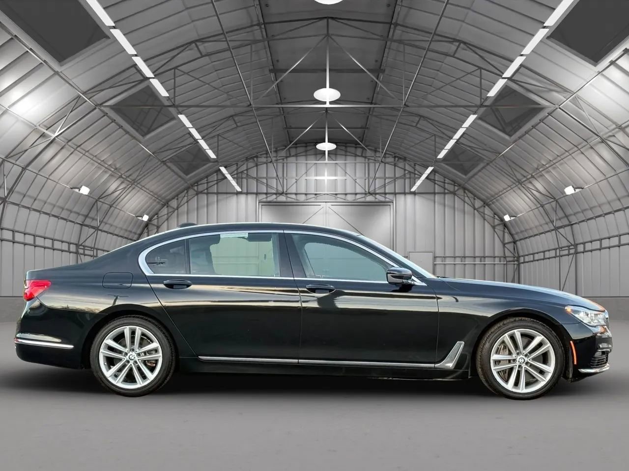 Used 2018 BMW 750i xDrive image 8