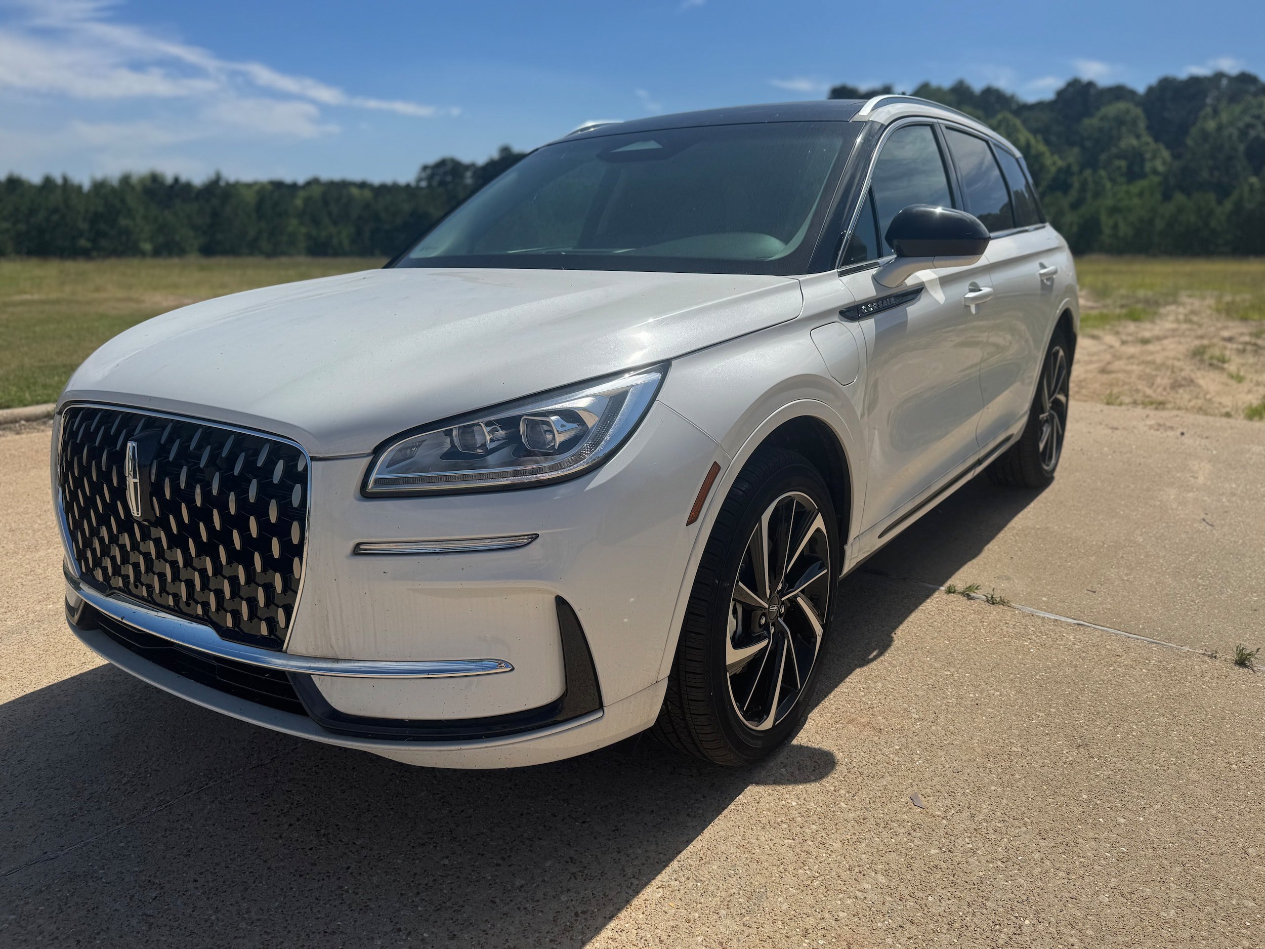 New 2024 Lincoln Corsair Grand Touring AWD/4WD image 1