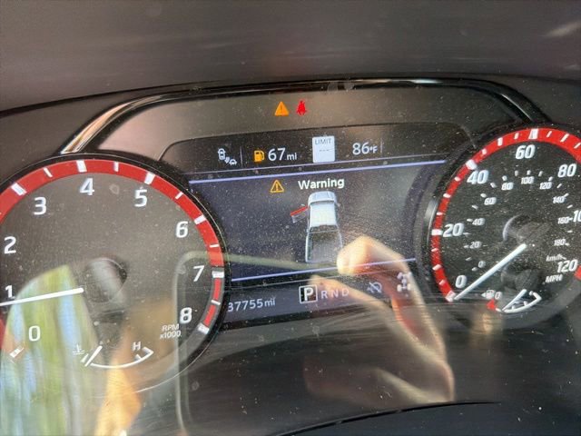 Used 2024 Nissan Frontier PRO-4X w/ Technology Package AWD/4WD image 8