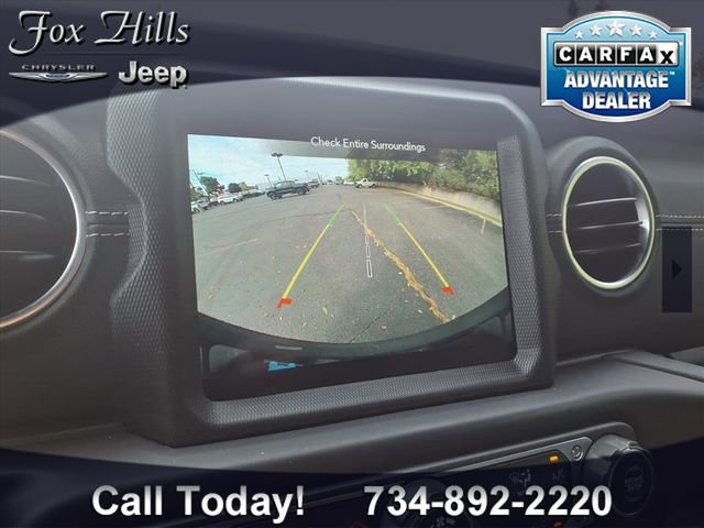 Used 2022 Jeep Wrangler Unlimited Sahara 4xe image 21