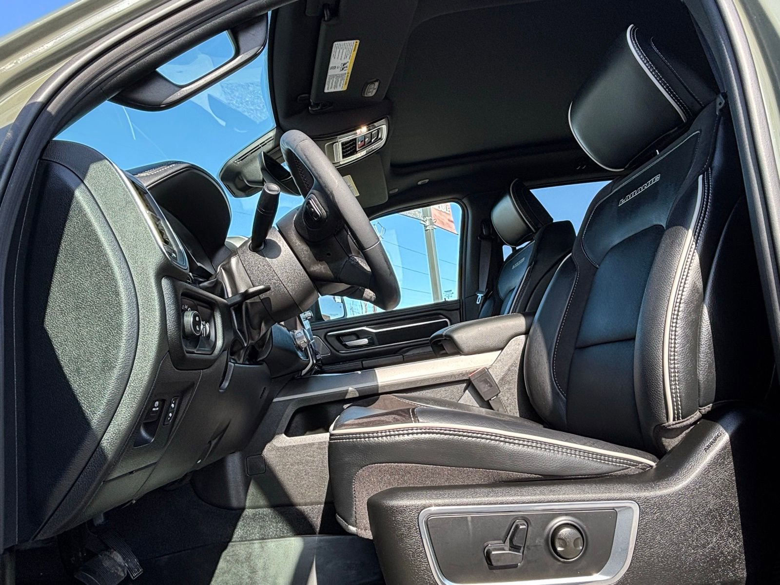 Used 2026 RAM 1500 Laramie w/ Night Edition image 8