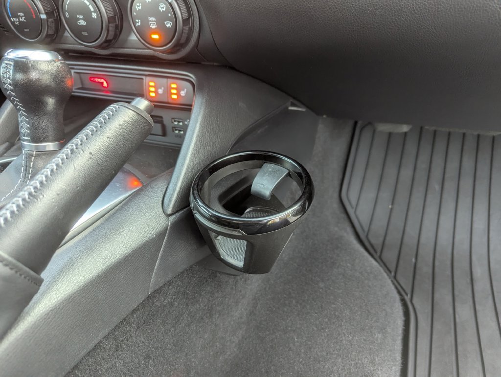 Used 2021 MAZDA MX-5 Miata RF Club RWD image 33
