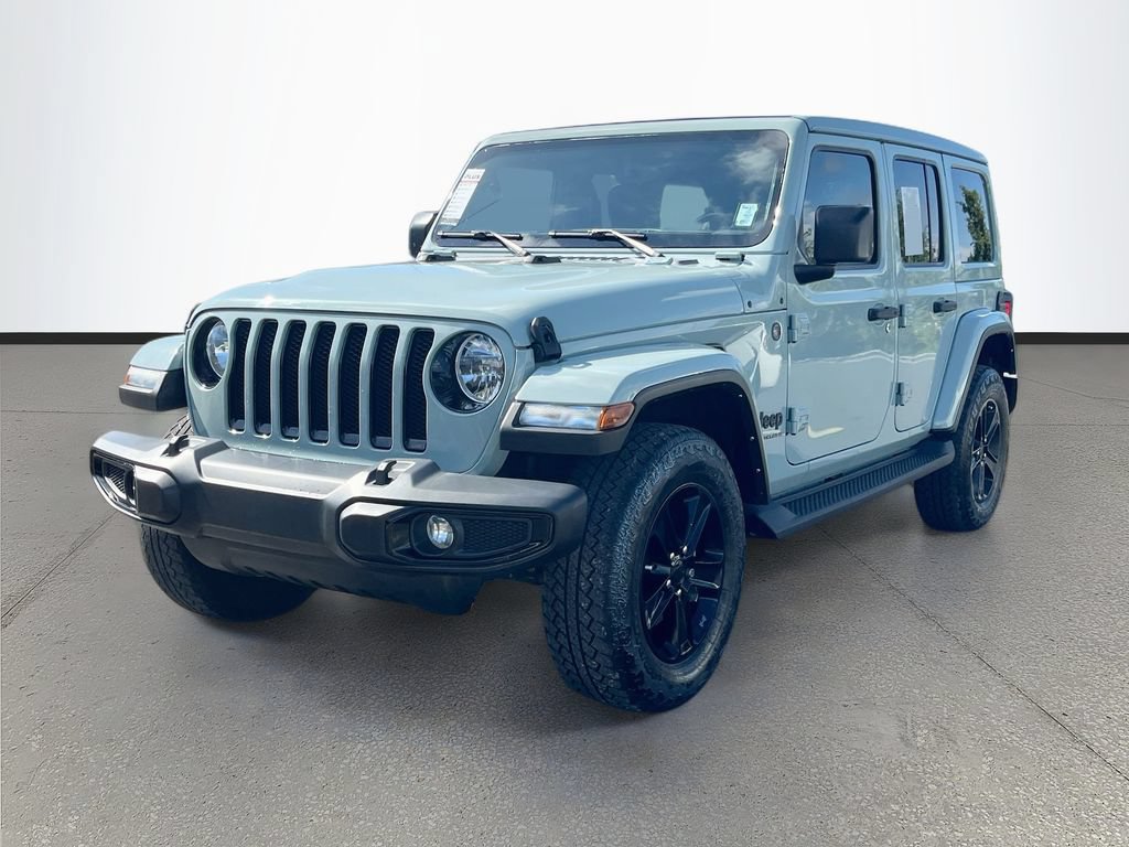 Used 2023 Jeep Wrangler Unlimited Sahara AWD/4WD image 3