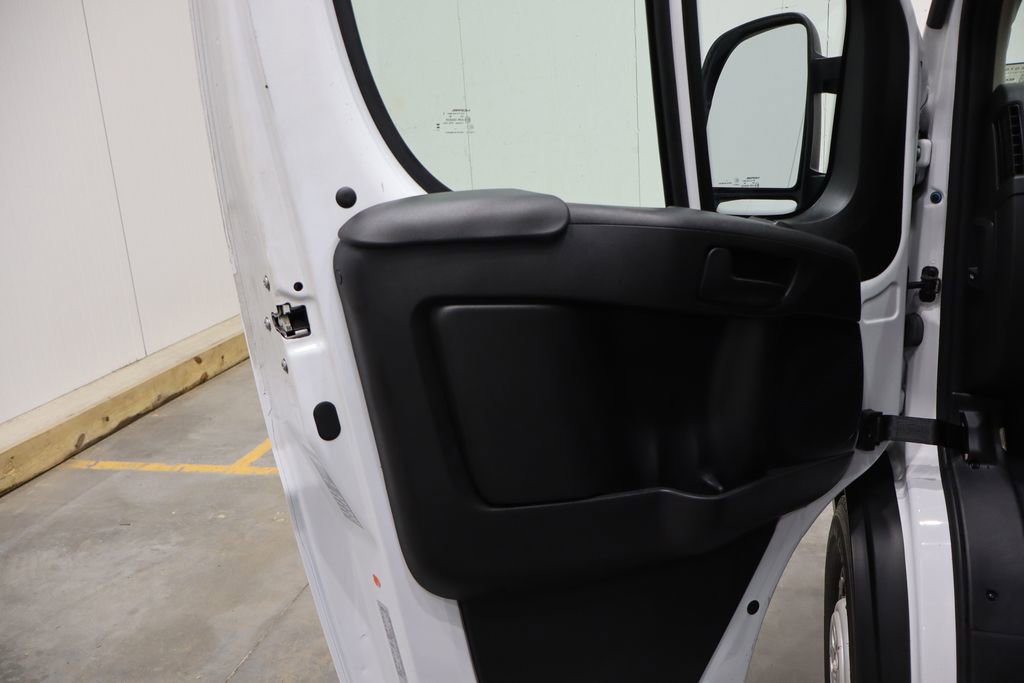 Used 2023 RAM ProMaster 2500 image 16
