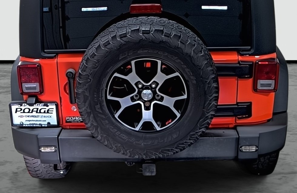 Used 2015 Jeep Wrangler Unlimited Sport w/ Quick Order Package 24S AWD/4WD image 11