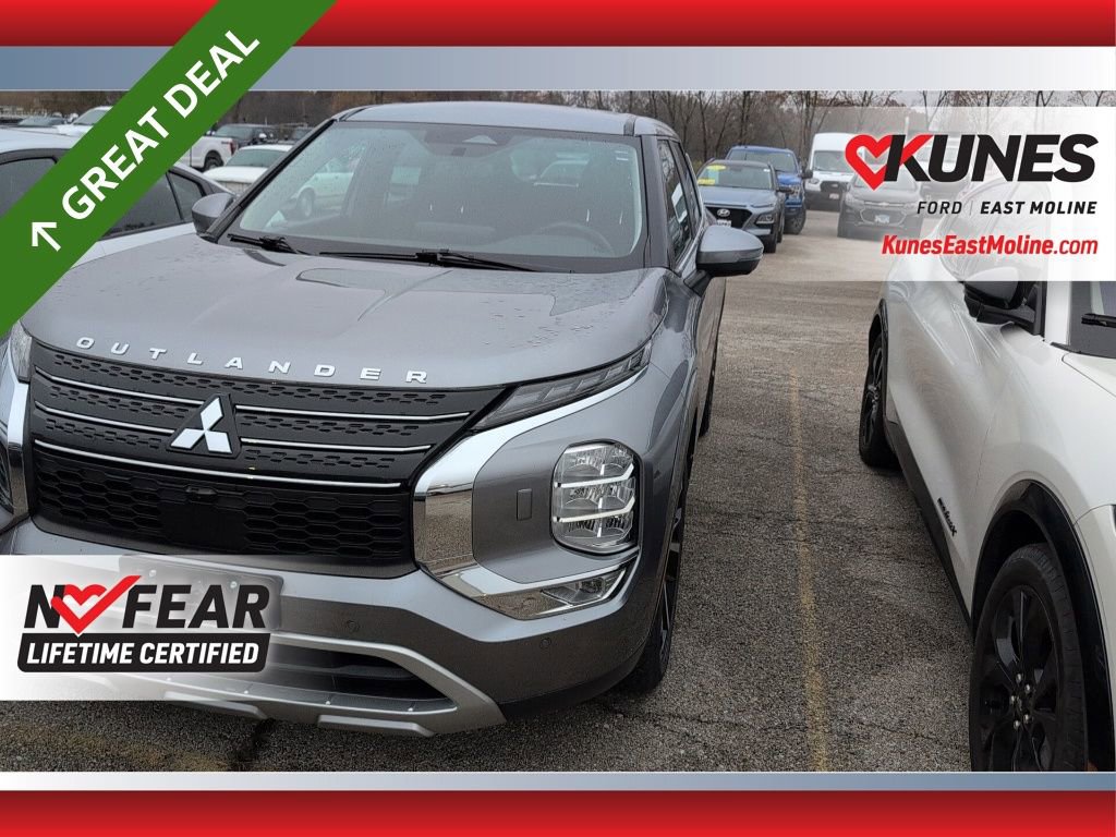 Used 2022 Mitsubishi Outlander SE