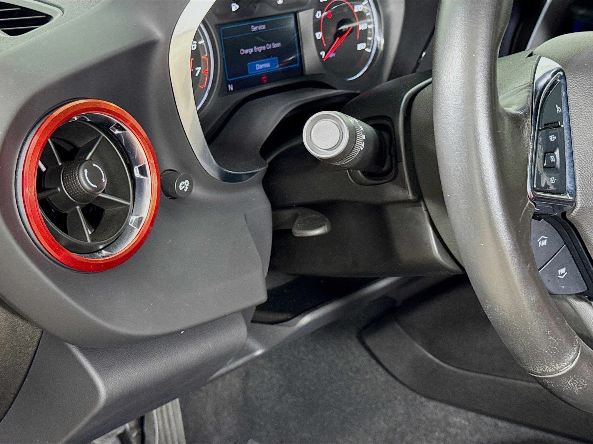 Used 2023 Chevrolet Camaro LT w/ RS Package image 10