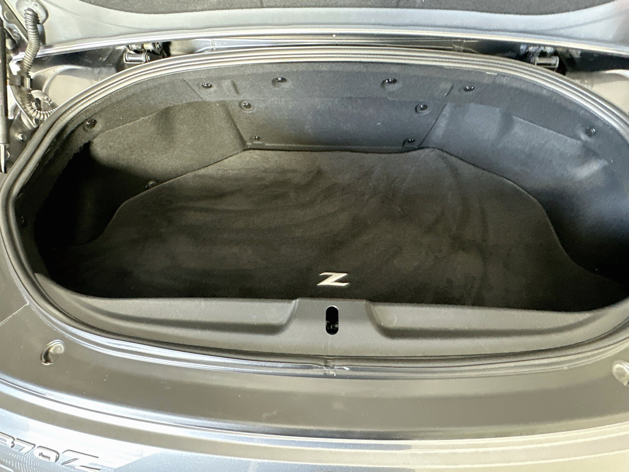 Used 2016 Nissan 370Z Roadster RWD image 24