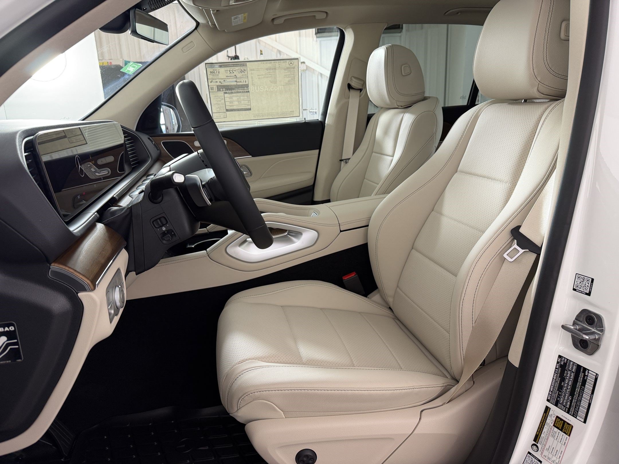 New 2026 Mercedes-Benz GLE 450e 4MATIC image 5