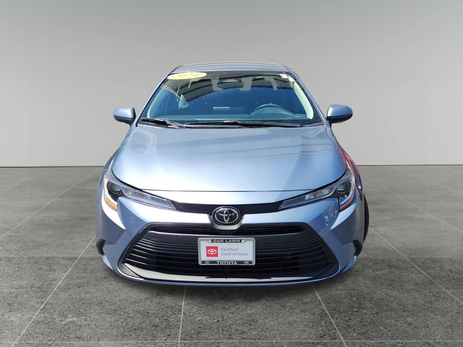 Certified 2024 Toyota Corolla LE FWD image 2
