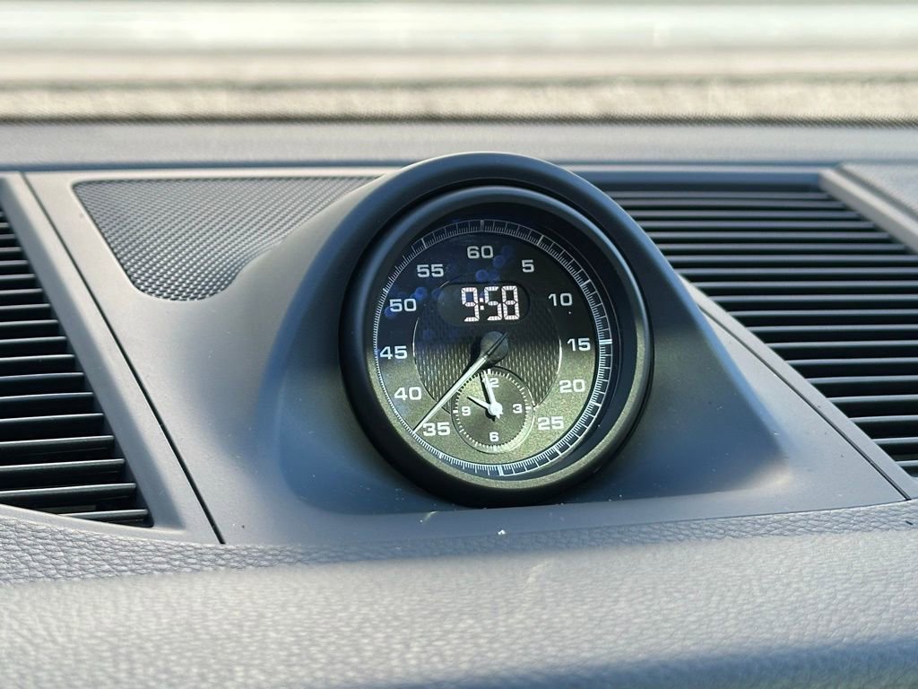 Used 2026 Porsche Macan Turbo image 33