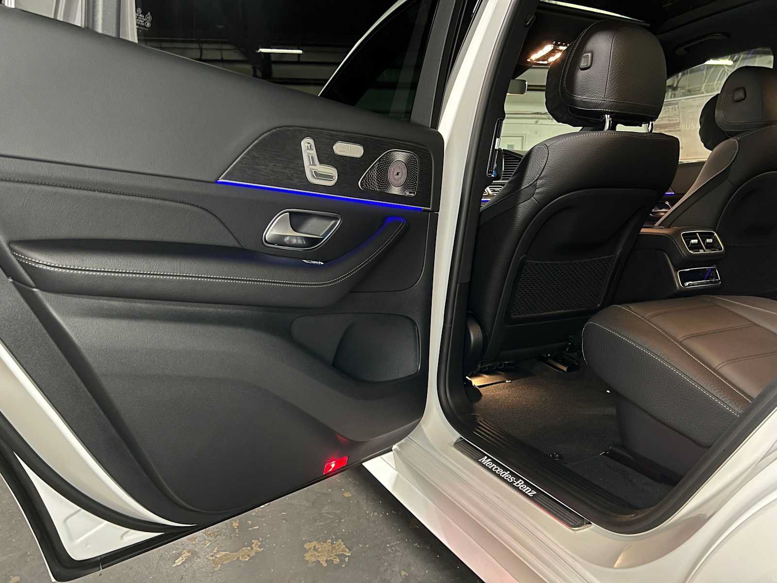New 2026 Mercedes-Benz GLS 450 4MATIC image 18