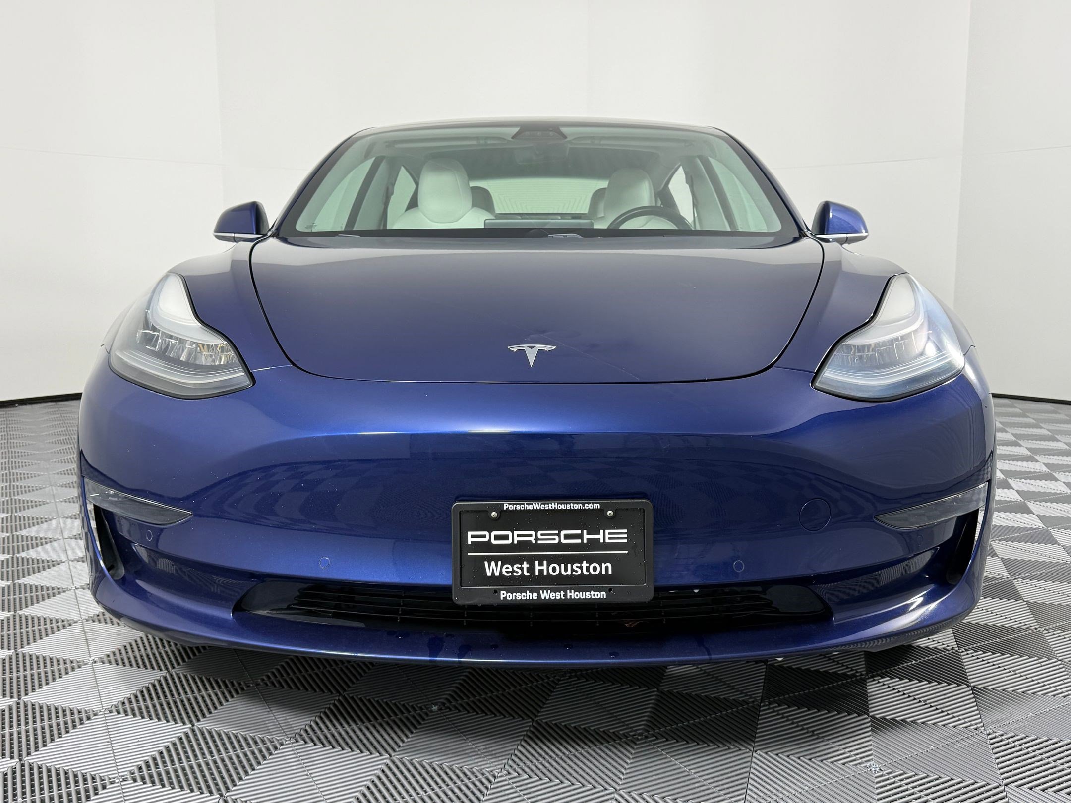 Used 2019 Tesla Model 3 Mid Range image 6