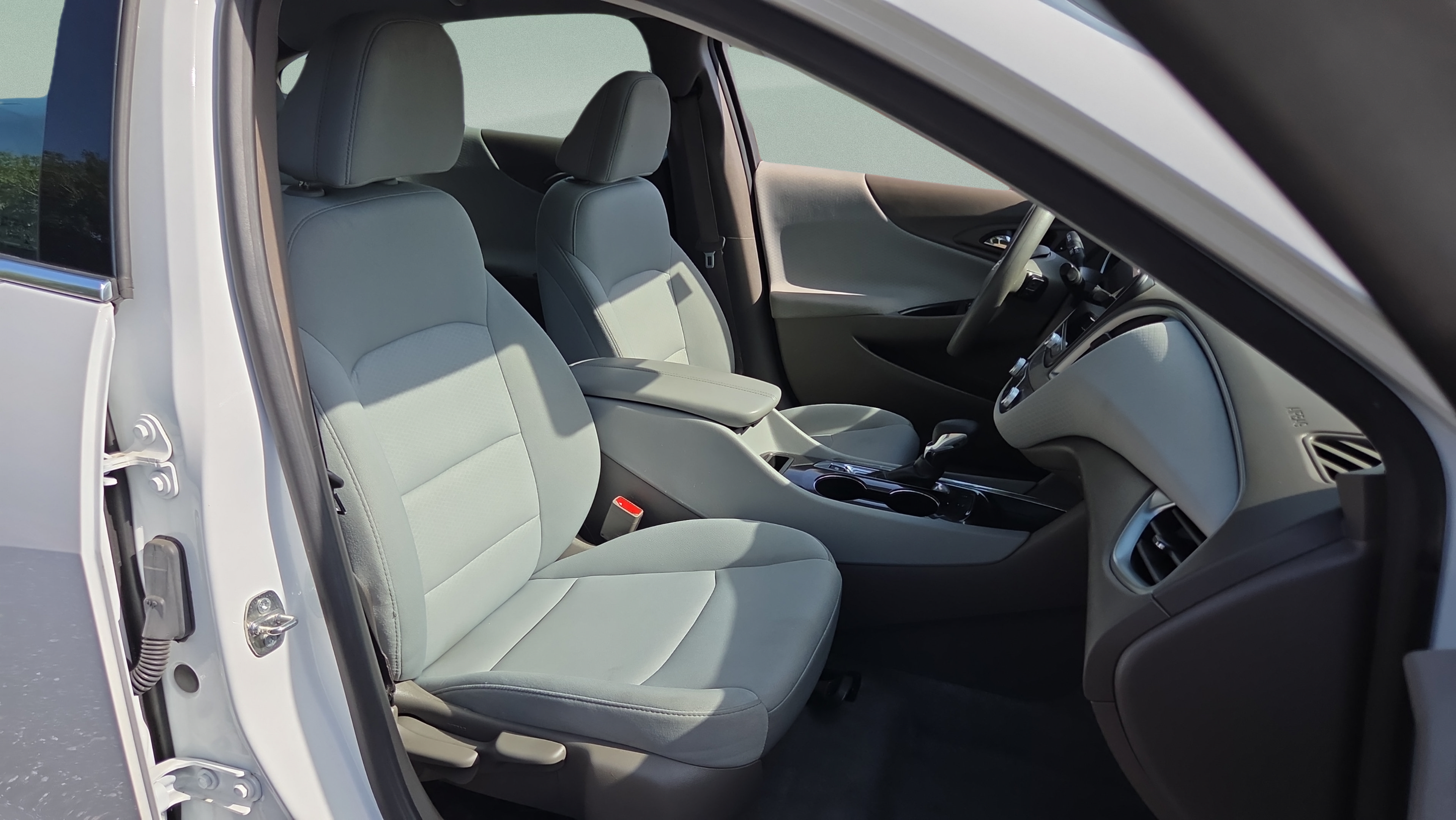 Certified 2024 Chevrolet Malibu LT FWD image 15