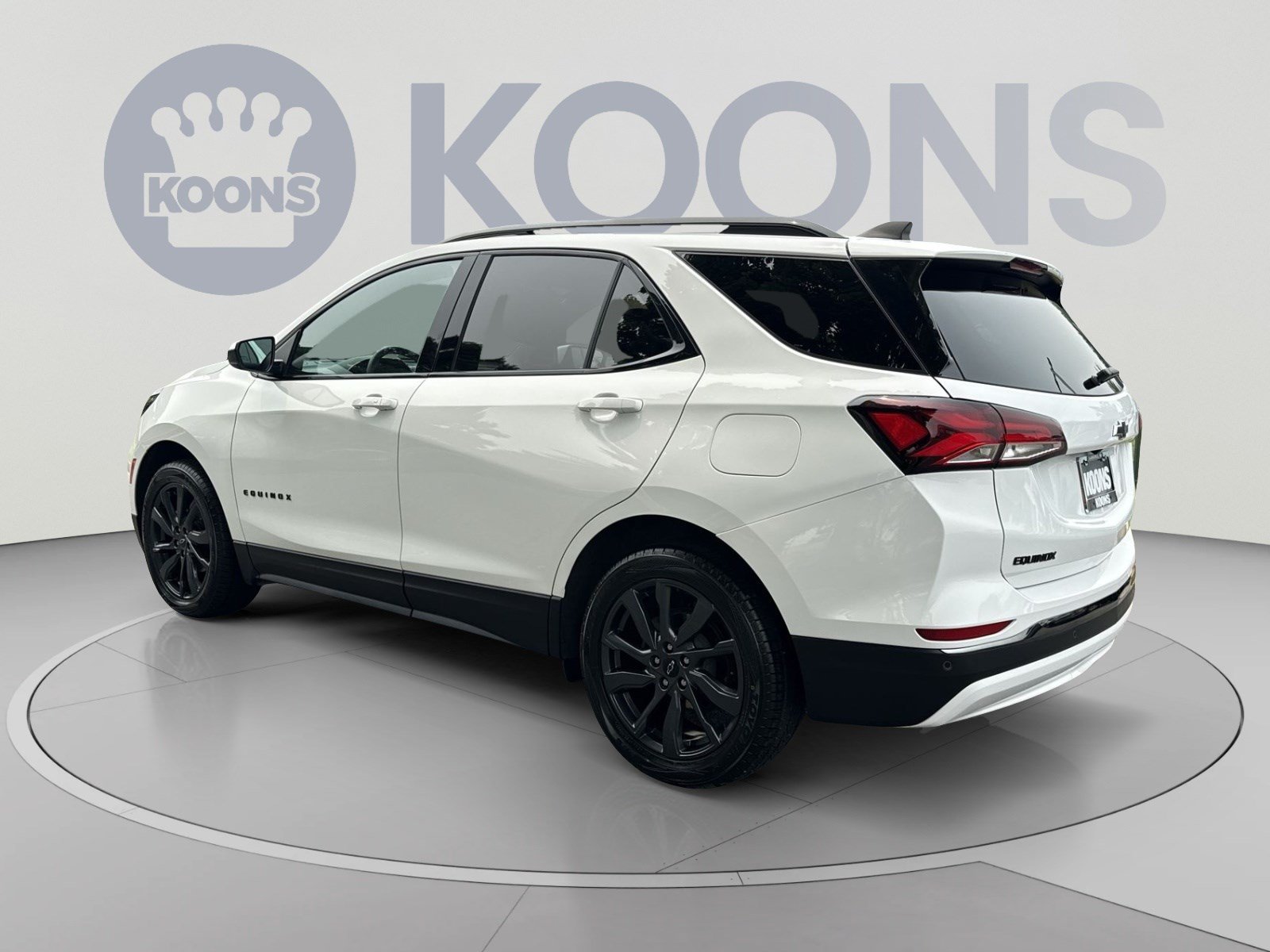 Used 2023 Chevrolet Equinox RS AWD/4WD image 4