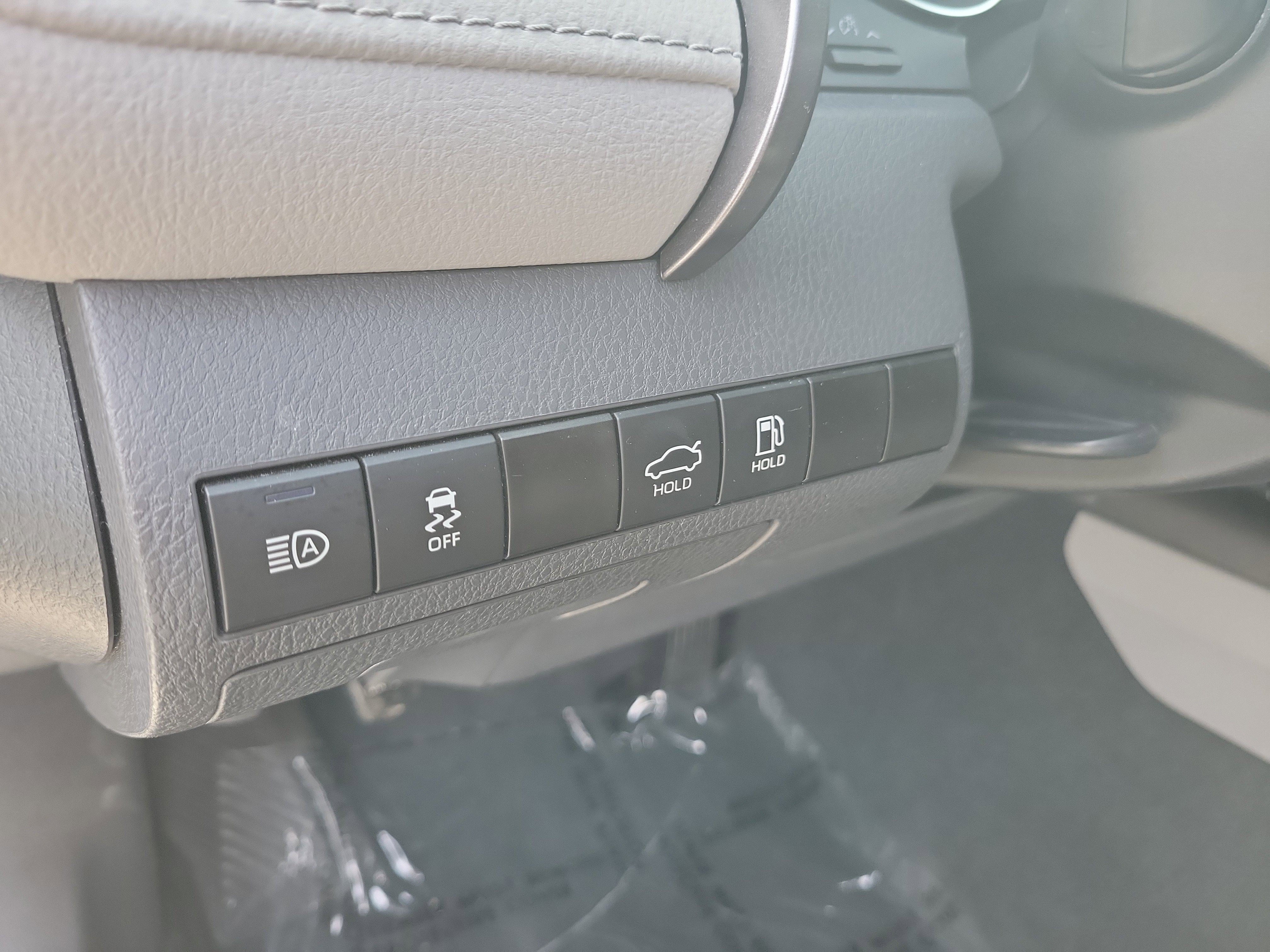 Used 2023 Toyota Camry LE FWD image 25