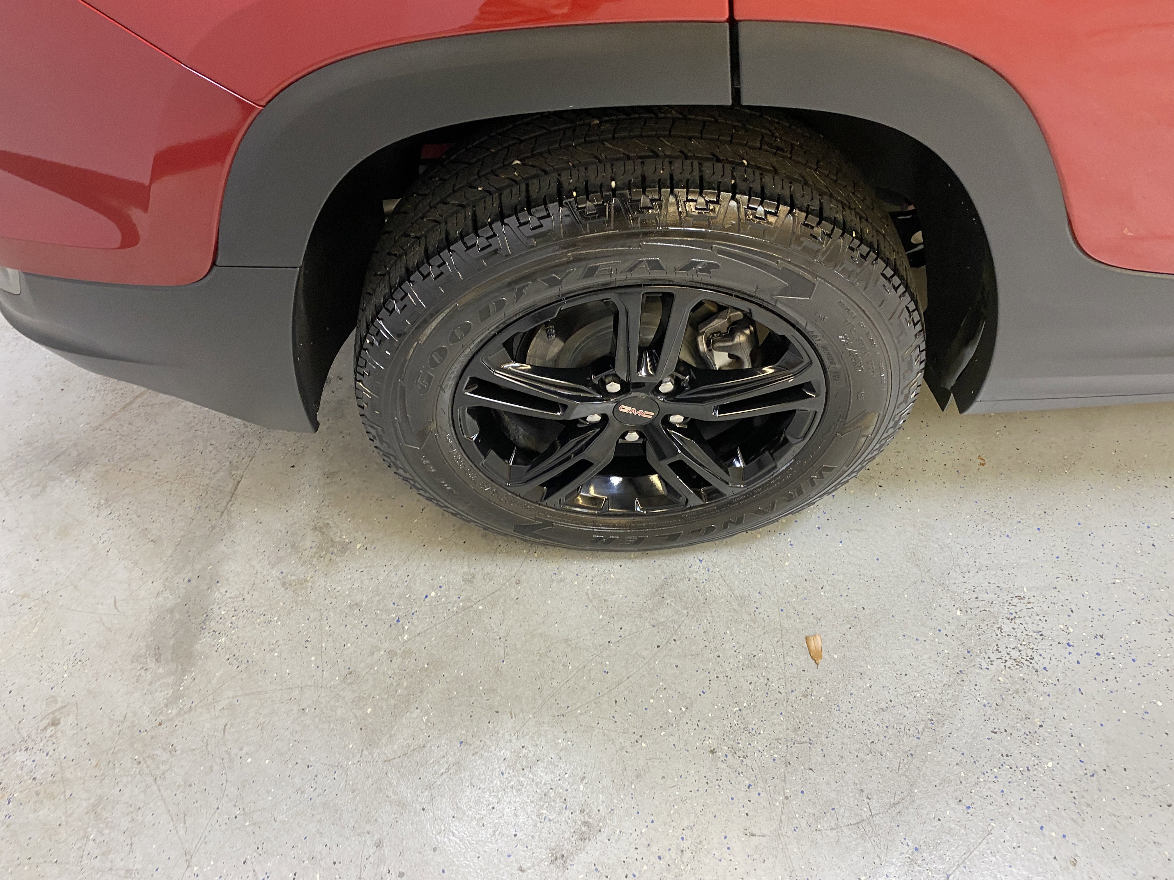 Used 2023 GMC Terrain AT4 image 13