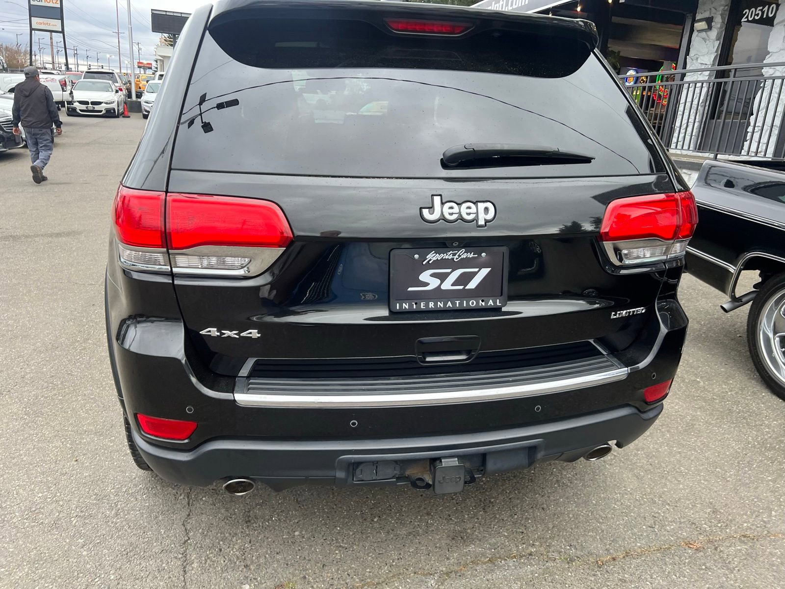 Used 2014 Jeep Grand Cherokee Limited w/ Luxury Group II AWD/4WD image 4
