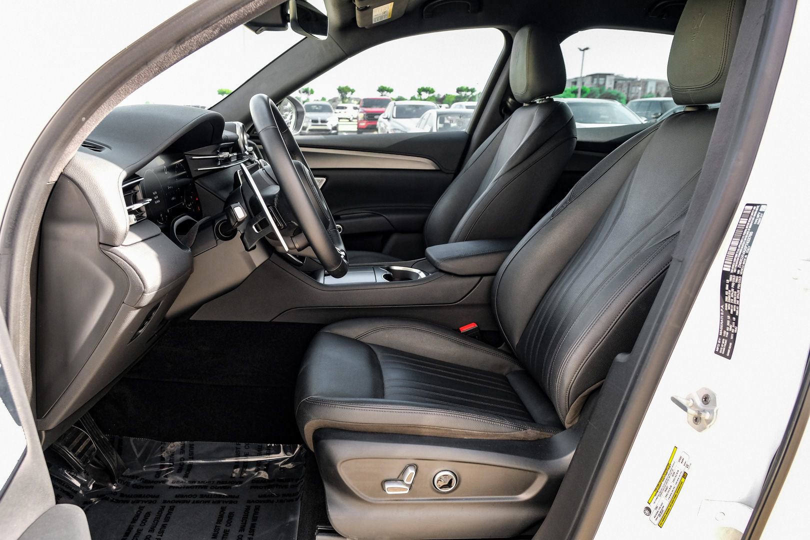 Used 2023 Maserati Grecale GT AWD/4WD image 3
