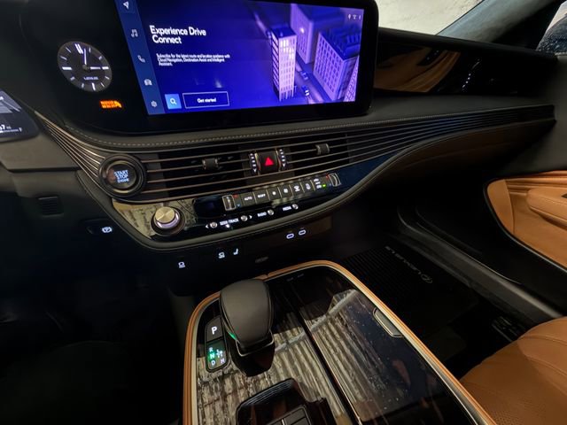 Certified 2024 Lexus LS 500 AWD image 21