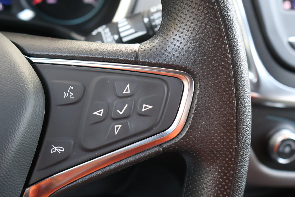 Used 2024 Chevrolet Equinox LS w/ LS Convenience Package FWD image 25