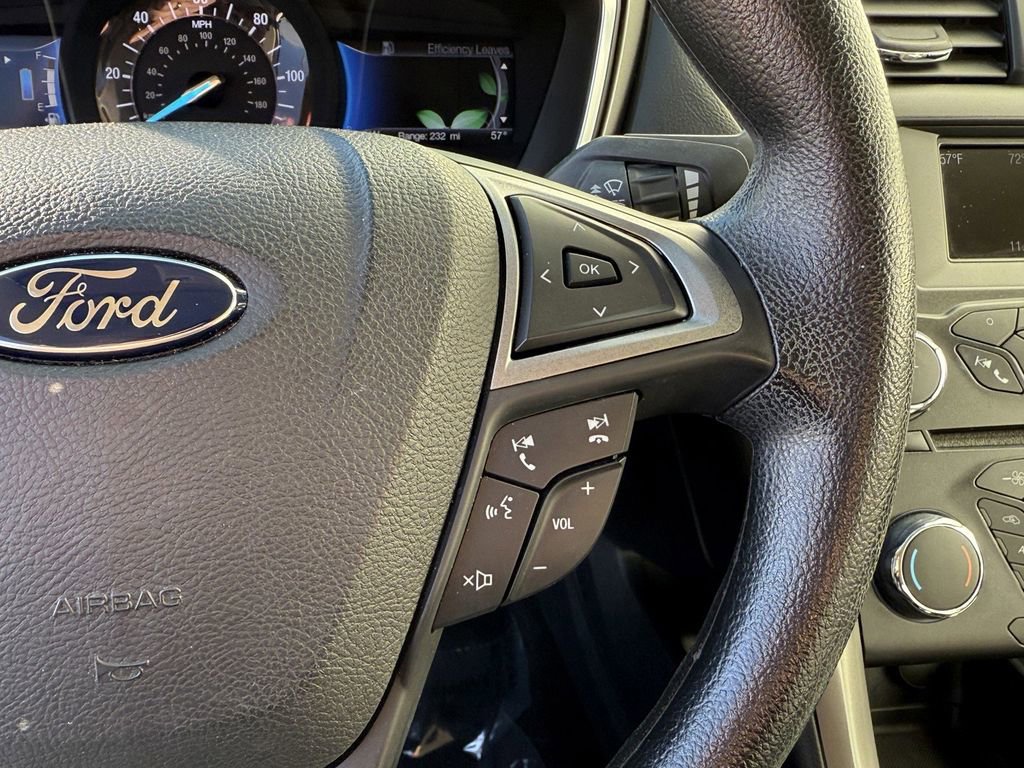 Used 2018 Ford Fusion S image 19