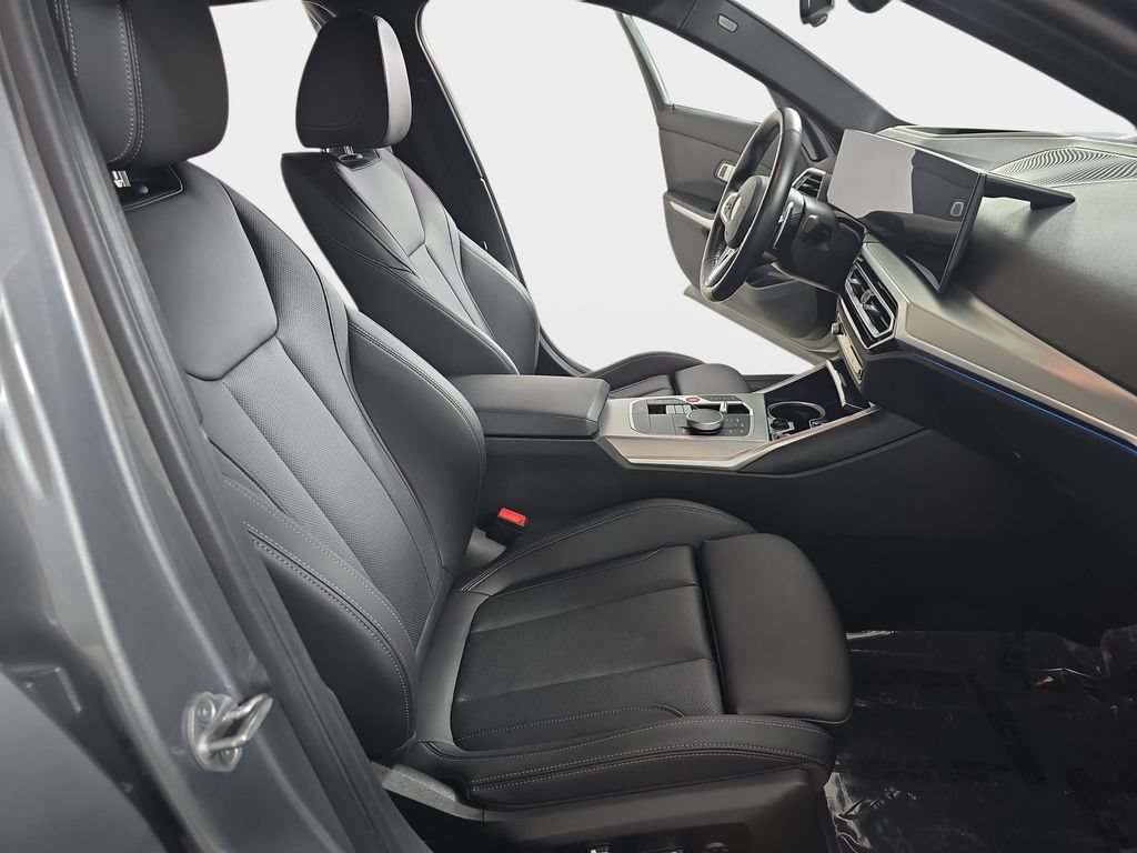 Certified 2024 BMW M340i xDrive AWD/4WD image 9