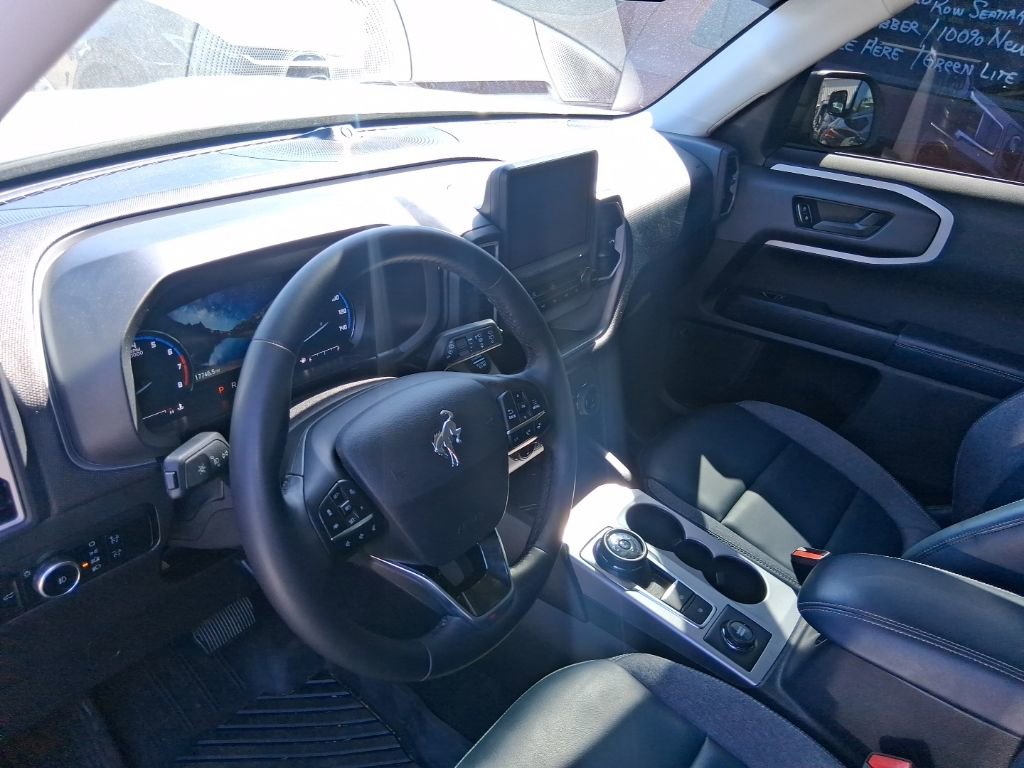 Used 2024 Ford Bronco Sport Outer Banks w/ Tech Package AWD/4WD image 17