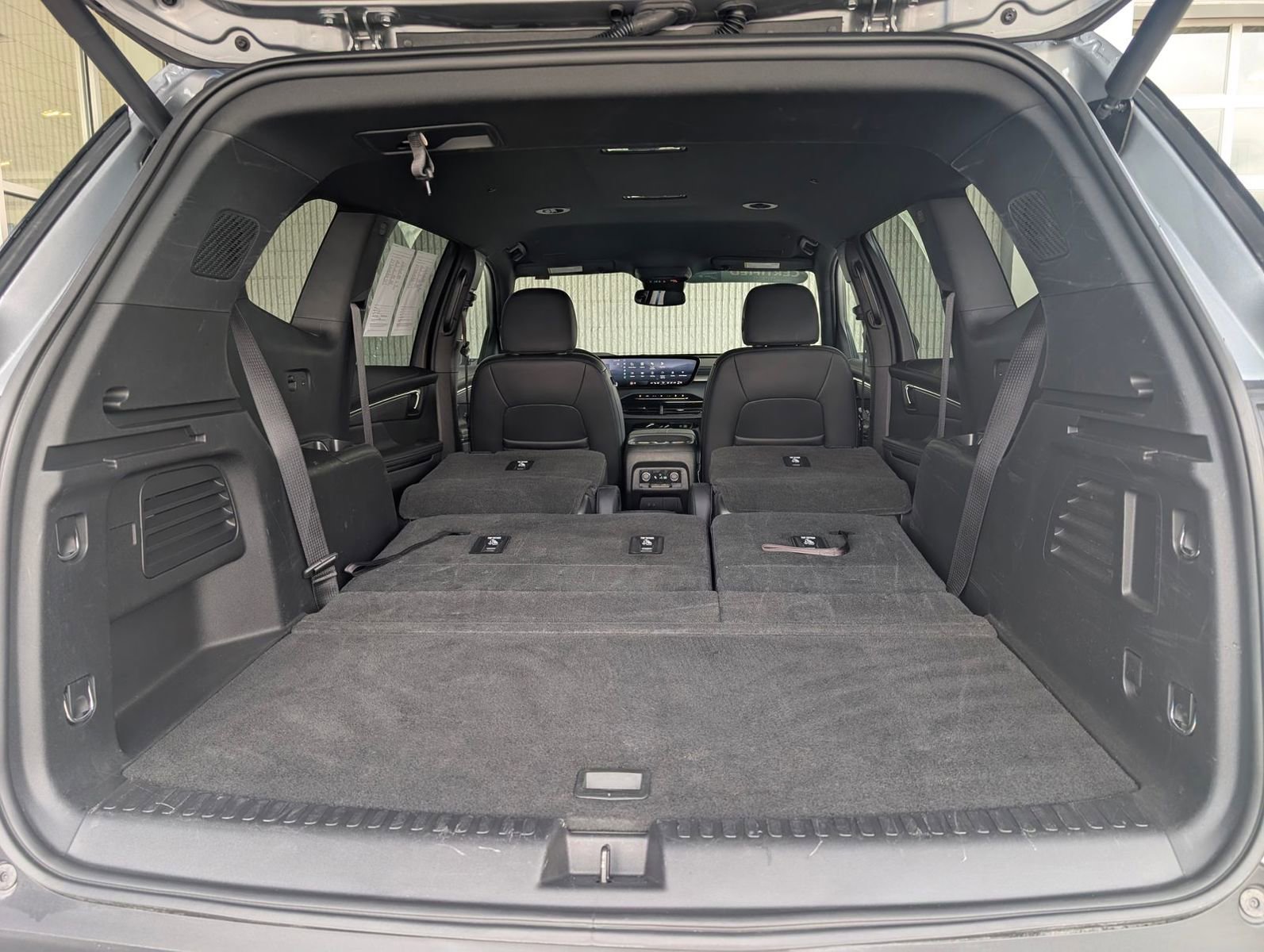 Certified 2025 Buick Enclave Preferred image 38