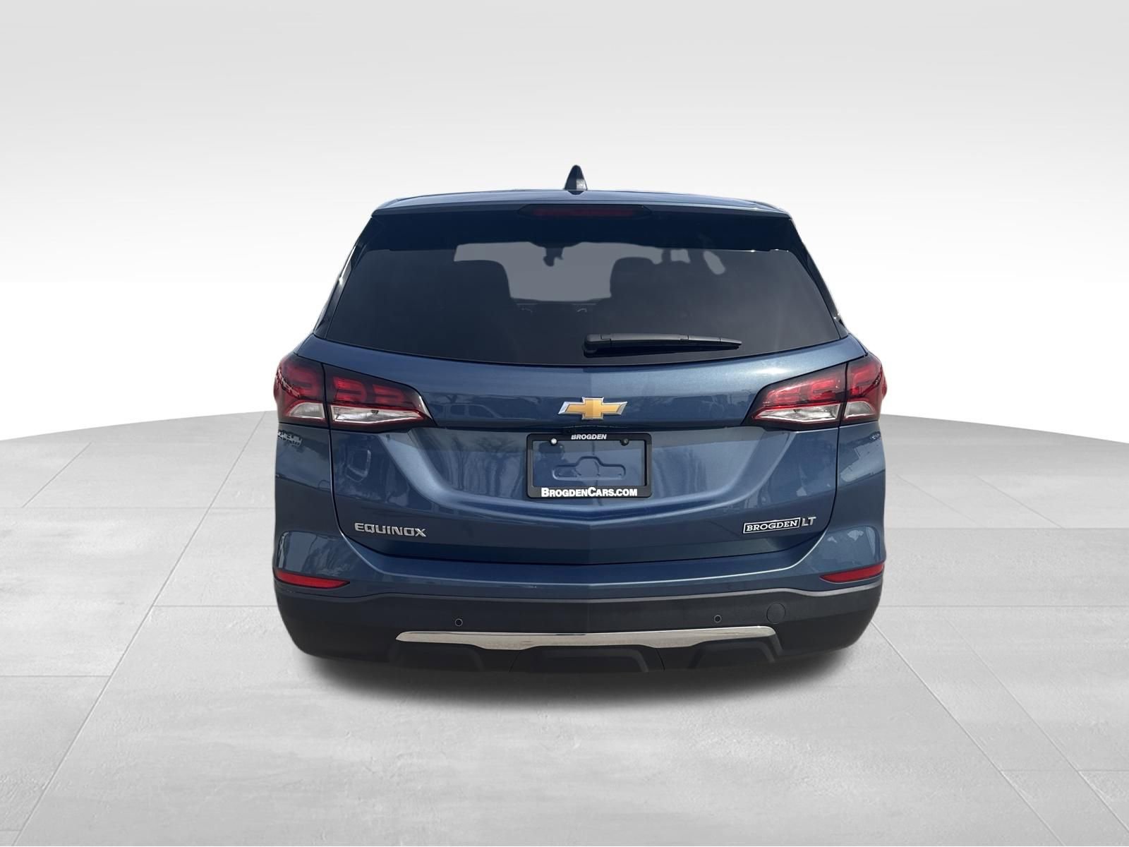 Used 2024 Chevrolet Equinox LT w/ LPO, Floor Liner Package image 15