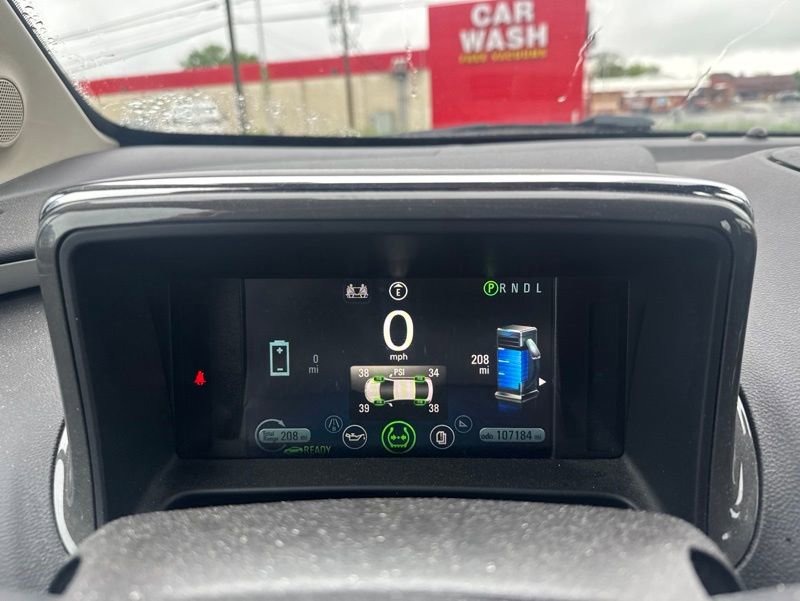 Used 2014 Chevrolet Volt FWD image 14