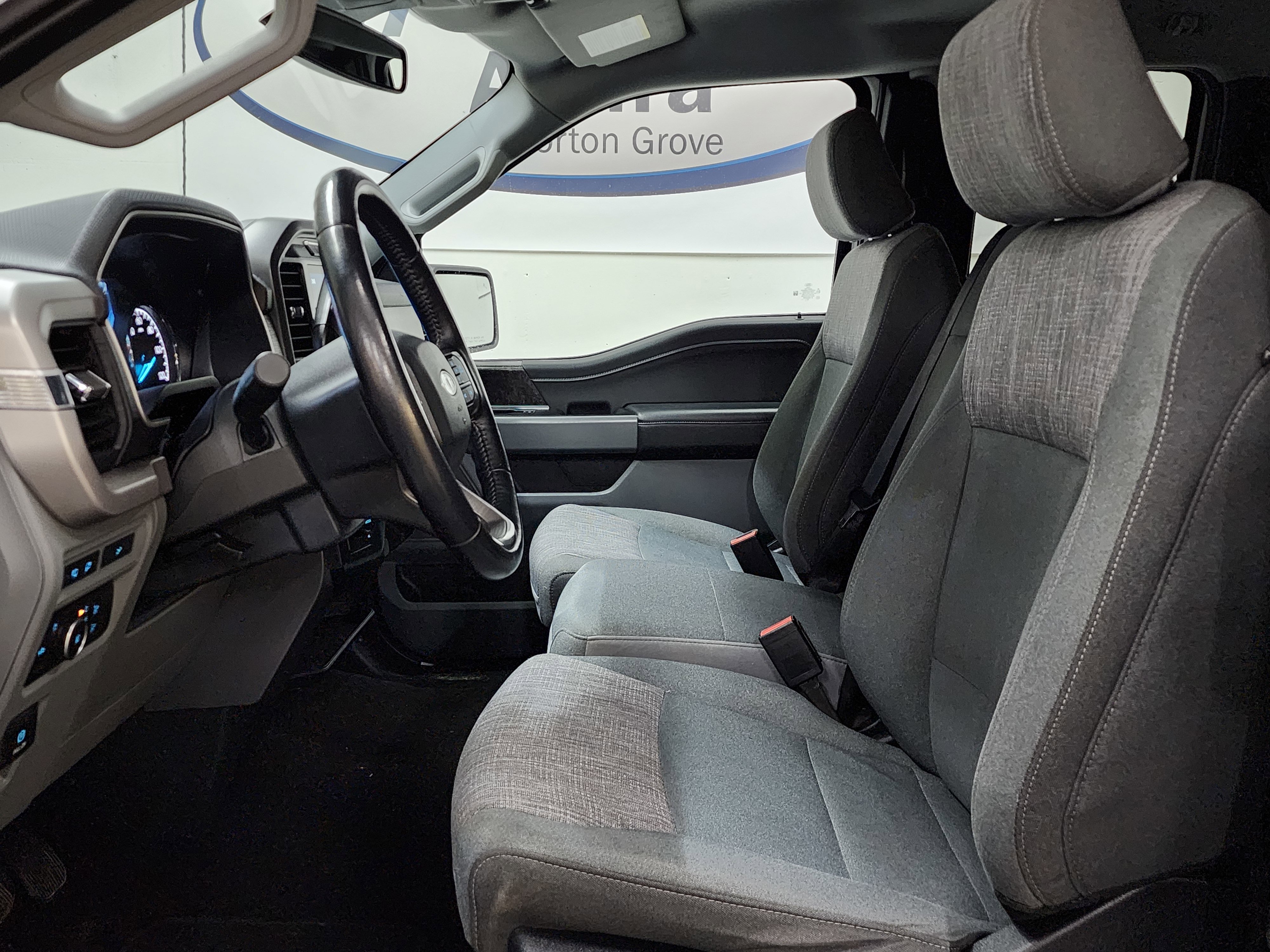 Used 2022 Ford F150 XLT w/ Equipment Group 302A High image 12