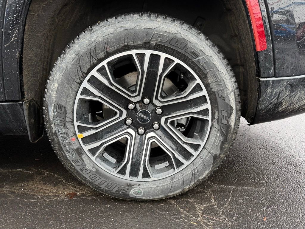 New 2026 Jeep Grand Wagoneer L 4WD image 29