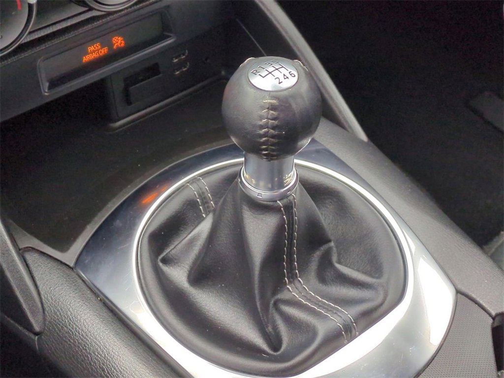 Used 2020 MAZDA MX-5 Miata Sport image 18