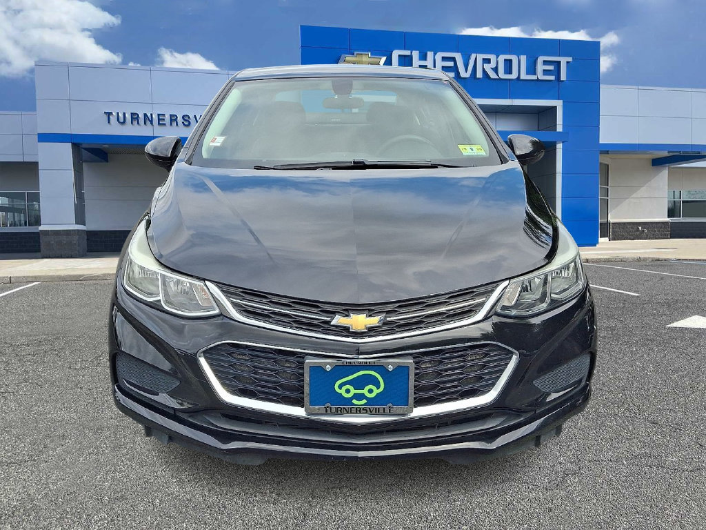 Certified 2017 Chevrolet Cruze LS FWD image 2
