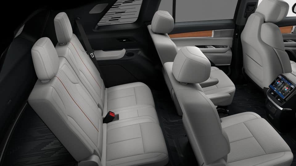 New 2026 Cadillac Vistiq Luxury w/ LPO, Floor Liner Package AWD/4WD image 37