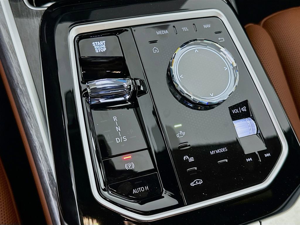 New 2026 BMW 760i xDrive w/ Executive Package image 15