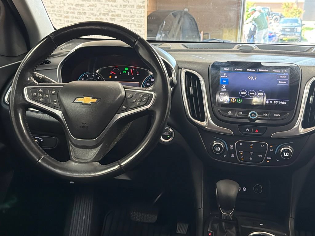 Used 2022 Chevrolet Equinox LT FWD image 18