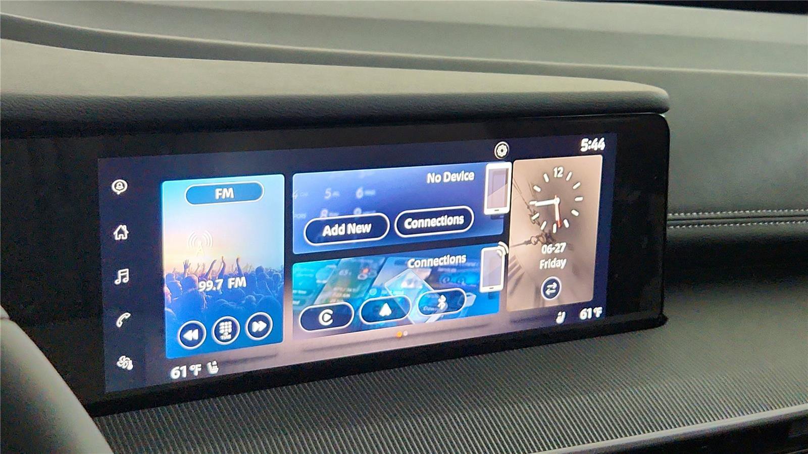 Used 2025 Nissan Murano SV image 30