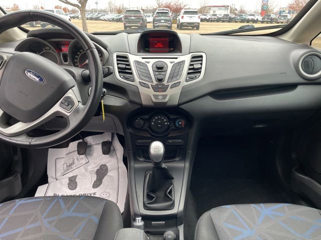 Used 2013 Ford Fiesta SE image 11
